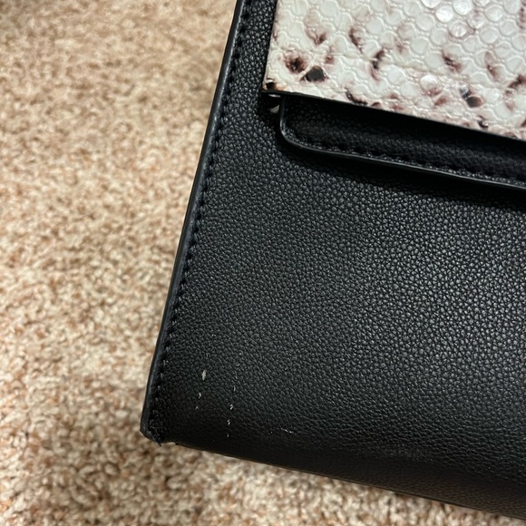 Snakeskin print bag - Picture 3 of 7